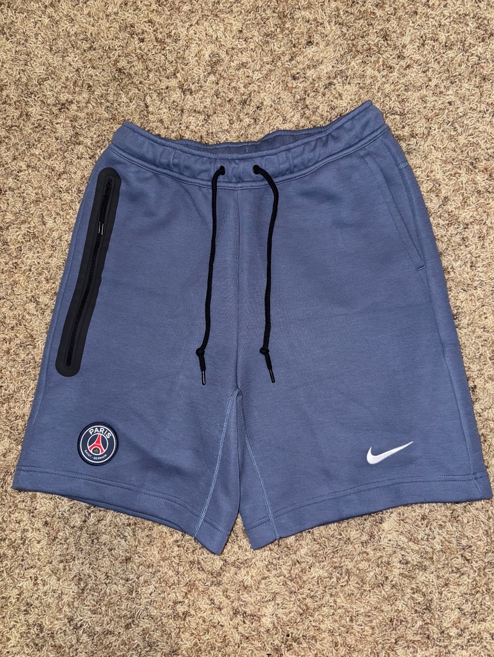 UNRELEASED Nike Men’s Paris Saint Germain PSG Tech Fleece Shorts Sample